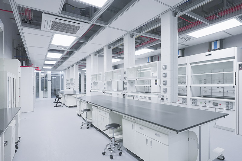 富县实验室革新：安全与科技的现代融合